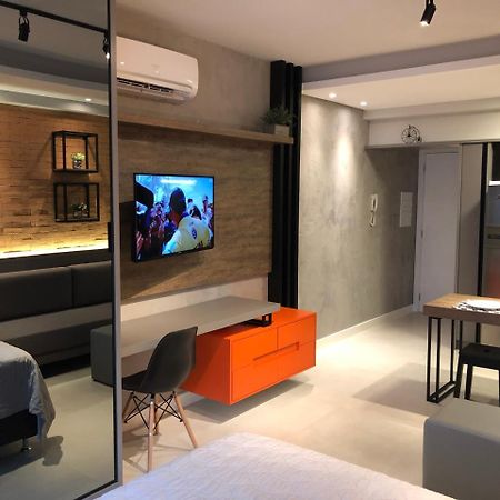 Estudio Completo No Coracao Do Batel Куритиба Екстериор снимка
