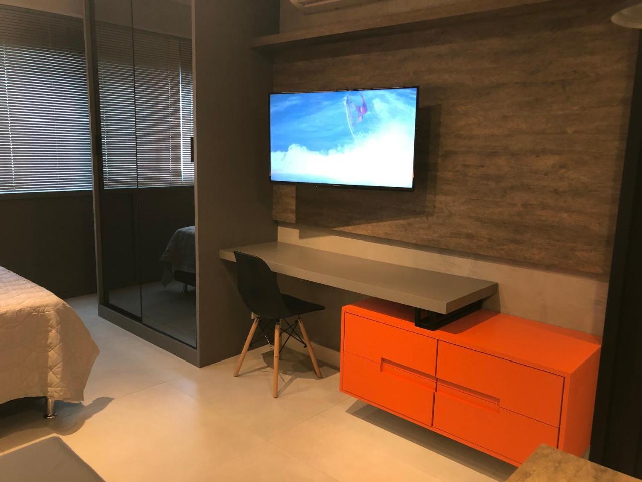 Estudio Completo No Coracao Do Batel Куритиба Екстериор снимка